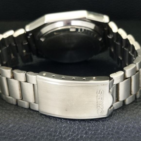 Vintage 1982 Seiko Square Automatic Mens Silver Watch W/daydate & Patina accents - Picture 2 of 10